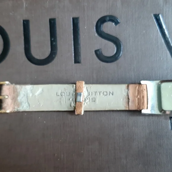 Vintage Louis Vuitton Paris Vintage Leather Wrist Watch 20m - Picture 7 of 9